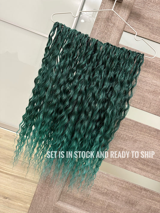 dark green wavy crochet synthetic dreads